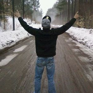 Meet your Posher, Devin